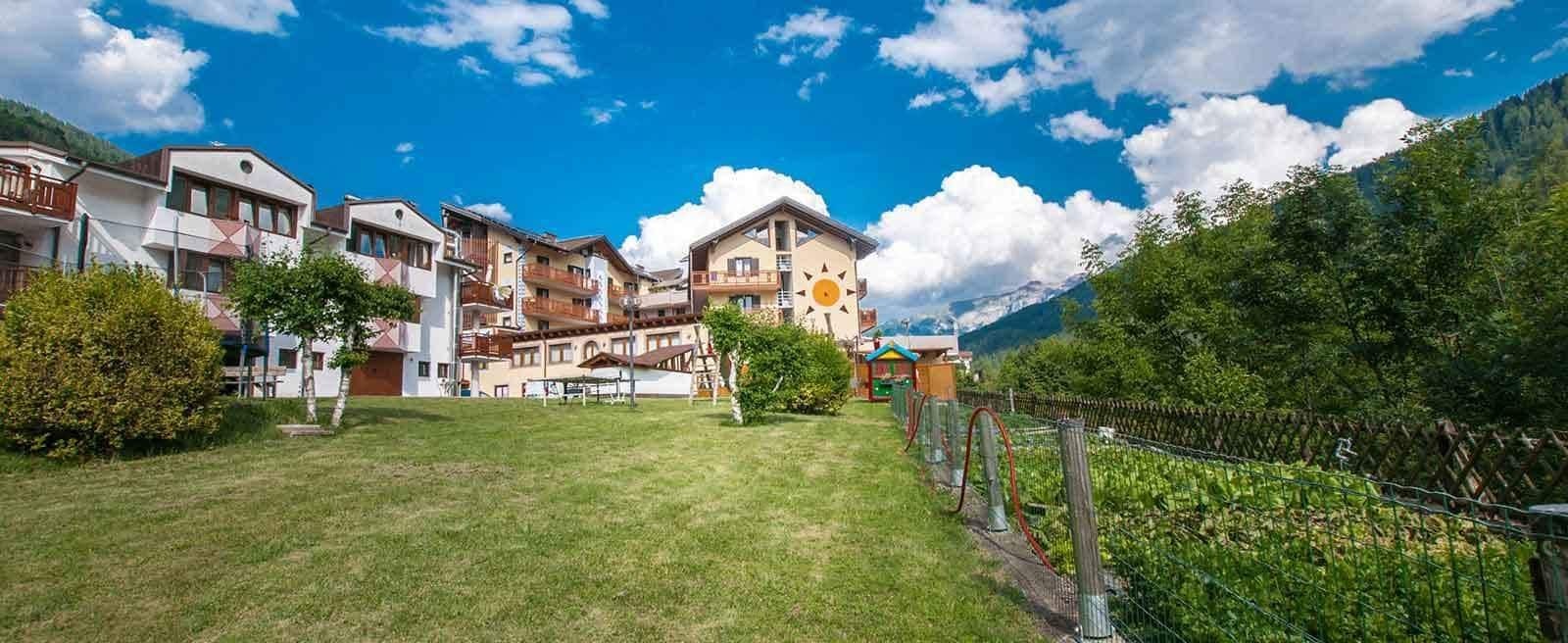 Hotel Val Di Sole Mezzana  Exterior photo