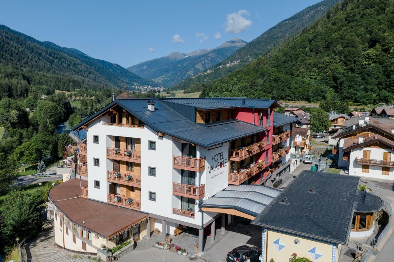 Hotel Val Di Sole Mezzana  Exterior photo